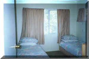 Twin bedroom